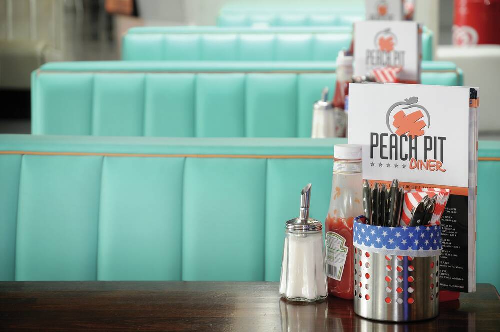 Peach Pit Diner Gutscheine